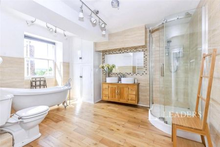 2 bedroom flat to rent - Photo 5