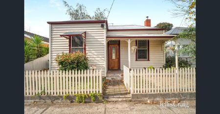 Location Location - Photo 4