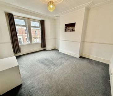 Rodsley Avenue, Bensham, Gateshead - Photo 6