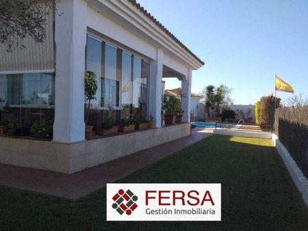 4 room luxury Detached House for rent in El Puerto de Santa María, Spain - Photo 2