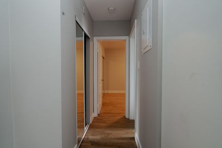 81 Isabella Street - Photo 2