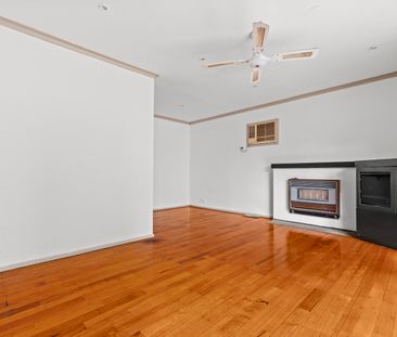 8 Bowral Court, Bundoora VIC 3083 - House For Rent | Domain - Photo 6