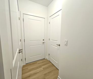 For Lease - 70 Kenesky Drive Unit# 11, Hamilton, Ontario - Photo 4