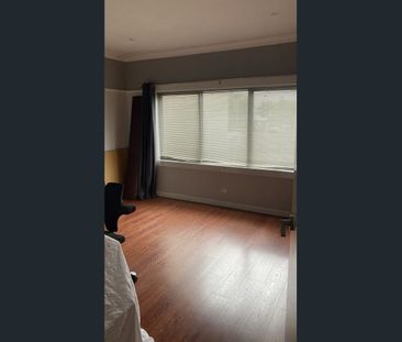 Secure property with huge balcony - Photo 4