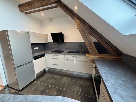 Location Appartement 3 pièces 74m² - Photo 2