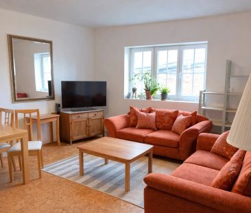 Wunderschöne Dachgeschosswohnung im Zentrum - Foto 1