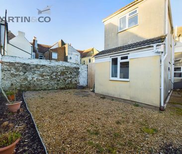 2 bedroom ground floor flat to rent - Photo 2