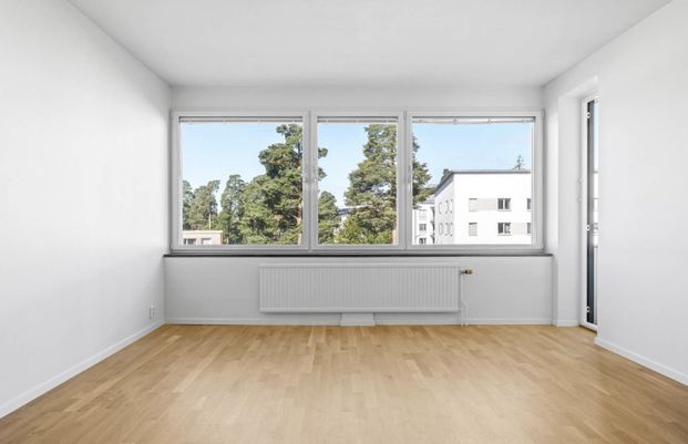 Holmvägen, Upplands Väsby - Photo 1