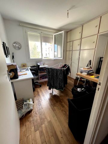 Location Appartement 4 pièces 66m² RENNES 35000 - Photo 5