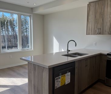 For Lease - 1400 19th Ave Avenue, Richmond Hill, Ontario - Photo 1