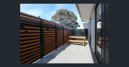 Terrace balcony! - Photo 3