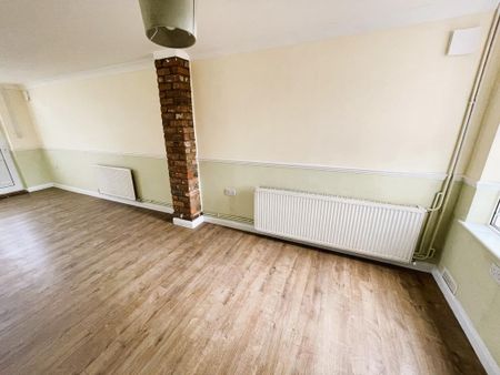 3 bedroom terraced house to rent - Photo 5