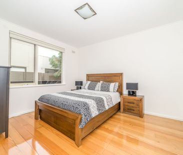 8/25 Herbert Street, ST KILDA, VIC - Photo 4