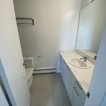 YORK HOUSE - Photo 3