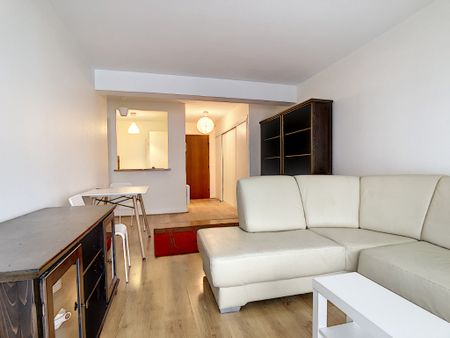 Apartment - Photo 2