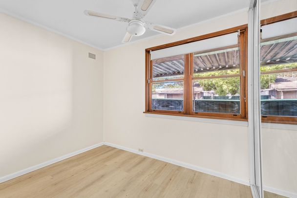 RENOVATED & MOVE-IN READY! - Photo 1