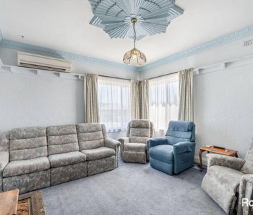 Charming 3 Bedroom home in the heart of Glenorchy - Photo 5