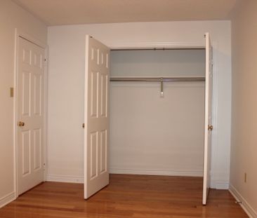 For Lease - 2033 Lumberman Lane, Oakville, Ontario - Photo 6