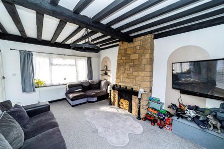 2 bedroom semi-detached house to rent - Photo 4