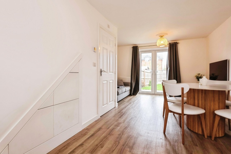 3 bedroom terraced house to rent - Photo 2