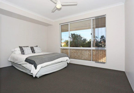 2 Selloa Court, Halls Head WA 6210 - House For Rent | Domain - Photo 2