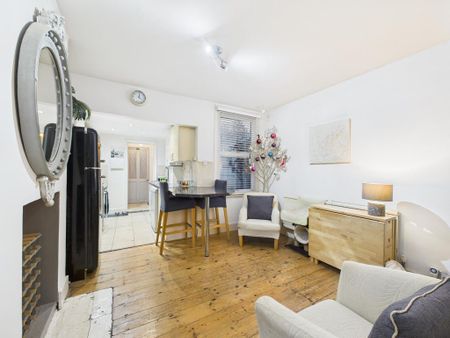 2 bedroom terraced house to rent - Photo 4