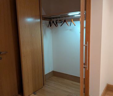 2 Bed Flat, The Exchange, CR0 - Photo 1