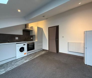 2 bedroom apartment to rent - Photo 6