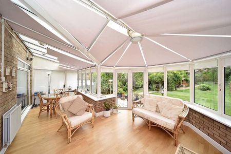 3 bedroom detached house to rent - Photo 3