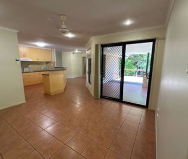 Lowset 3 Bedroom Home with a Large Deck and a Massive Shed&excl; - Photo 6