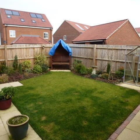 Beckets Grove, WYMONDHAM - Photo 1