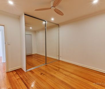 13 Lewis Grove, Mount Waverley - Photo 3