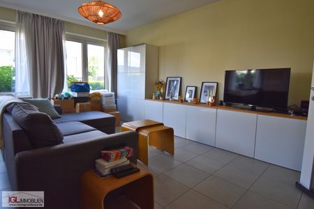 Gelijkvloers appartement met koer en staanplaats. - Foto 3