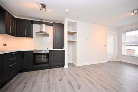 Apt 4, 61 Central Avenue, Bangor, BT20 3AU - Photo 5