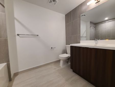 For Lease - 10 Eva Road Unit# 2503, Toronto, Ontario - Photo 3