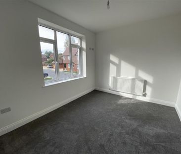 3 bedroom detached house to rent - Photo 4