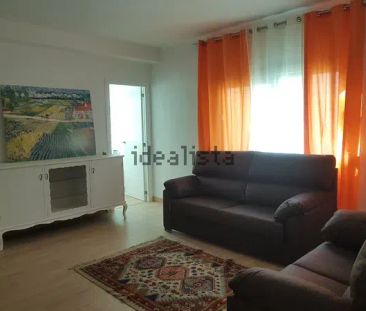 Alquiler de piso en Calle Abeto - Photo 1