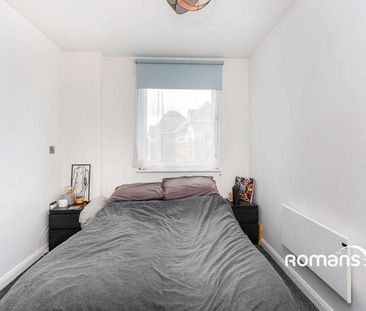 Grandview, Farnborough Road, Farnborough, GU14 - Photo 6