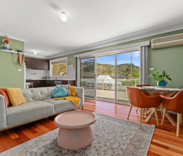 Fully Furnished Townhouse in Convenient Location - Strictly 6 month... - Photo 5