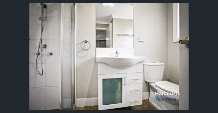 Modern Family Home in a Prime Location - Photo 3