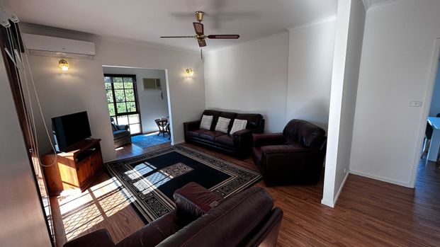 Spacious 3 Bedrooms Plus Study Home in Amazing Location - Photo 1