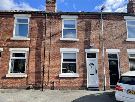 2 bedroom terraced house to rent - Photo 3
