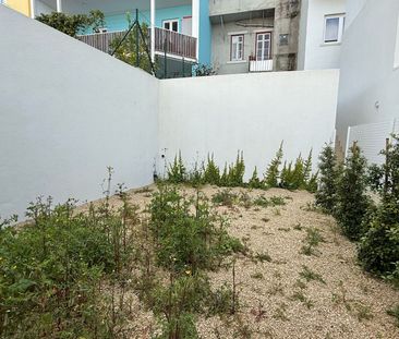 APARTAMENTO T1 EM CAMPOLIDE COM TERRAÇO - Photo 3