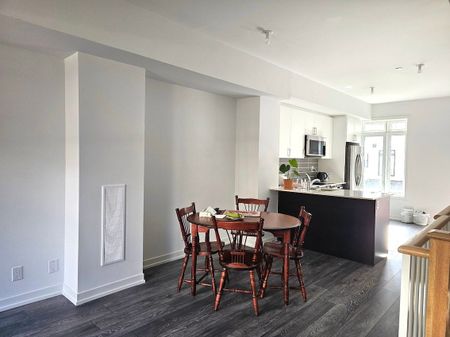 For Lease - 10 Spruce Pines Crescent Unit# Room2, Toronto, Ontario - Photo 3