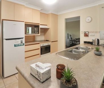 11 Begonia Court, Annandale - Photo 5