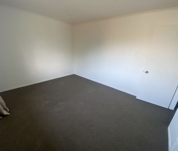 54 Redoubt Road, Goodwood Heights, Auckland - Photo 6