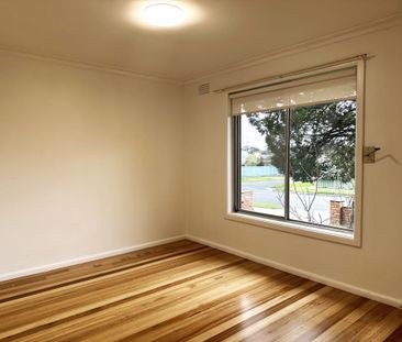 1/59 Thackeray Road, Reservoir VIC 3073 - Photo 5
