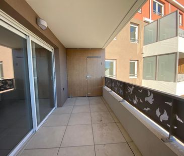 Location Appartement 1 pièce 37m² FREJUS 83600 - Photo 5