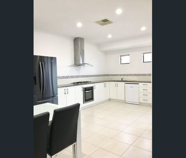 31 Kilkenny Loop, Brookdale, WA 6112 - Photo 1