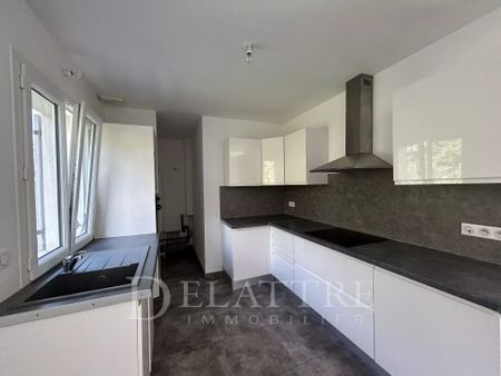 Location Appartement 4 pièces 90m² TOURRETTES SUR LOUP 06140 - Photo 4